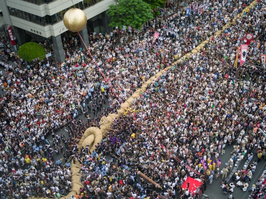 World's largest tug of war. Held on route 58, close by Kokusai Street